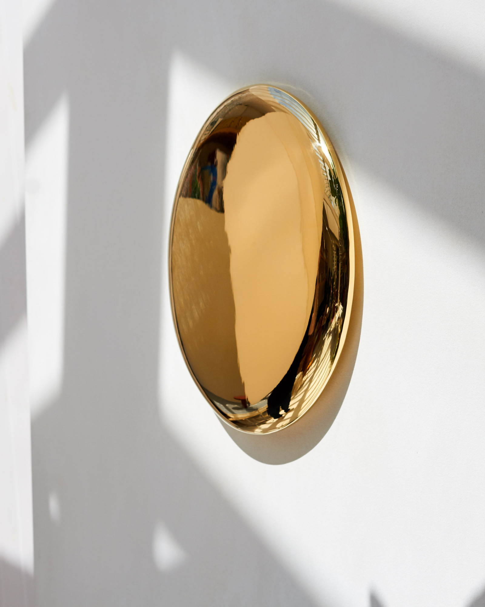 BEAUTY MIRROR